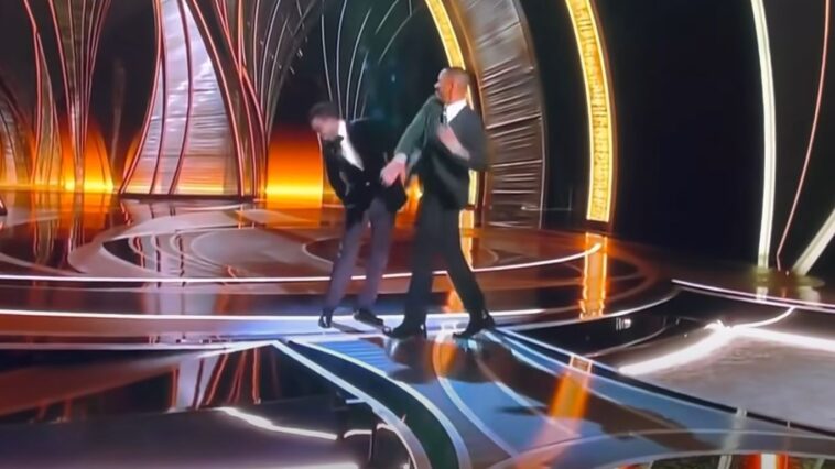 Will Smith frappe gifle Chris Rock Oscars 2022 - Plare - Capture vidéo twitter