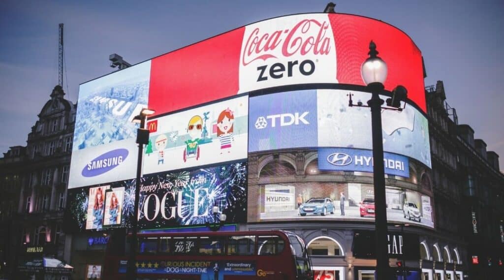 Covering publicitaire : à qui faire appel pour du covering à Toulon ? marquage publicitaire