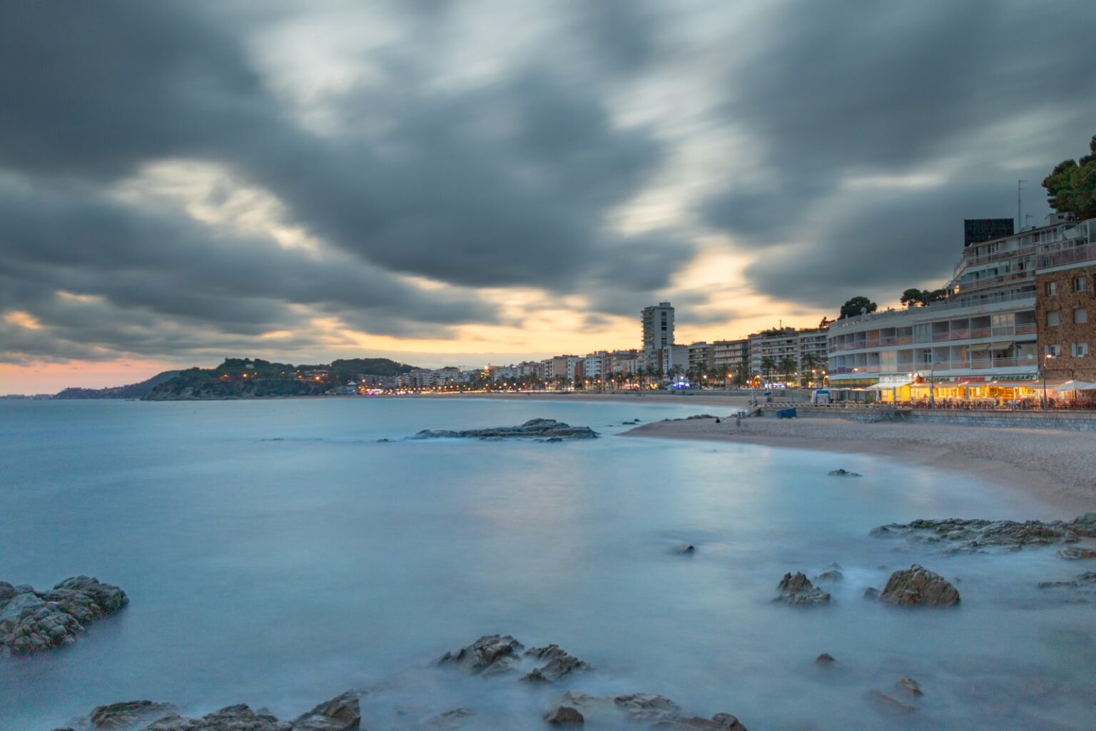 Lloret de Mar : une ville d’Espagne totalement folle ! Lloret de Mar - Plare