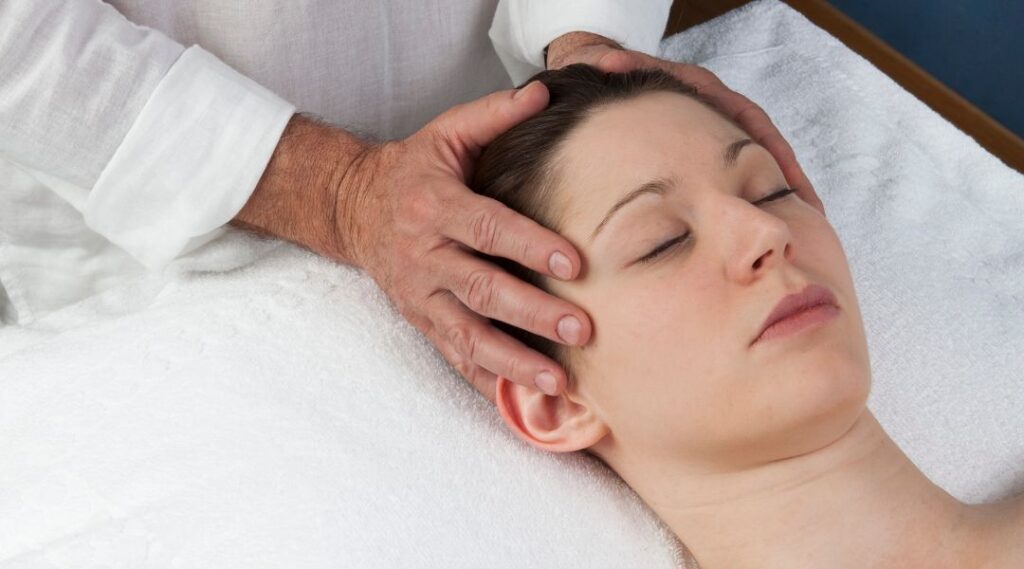 Sophrologue à Menton : à qui faire appel ? Sophrologue