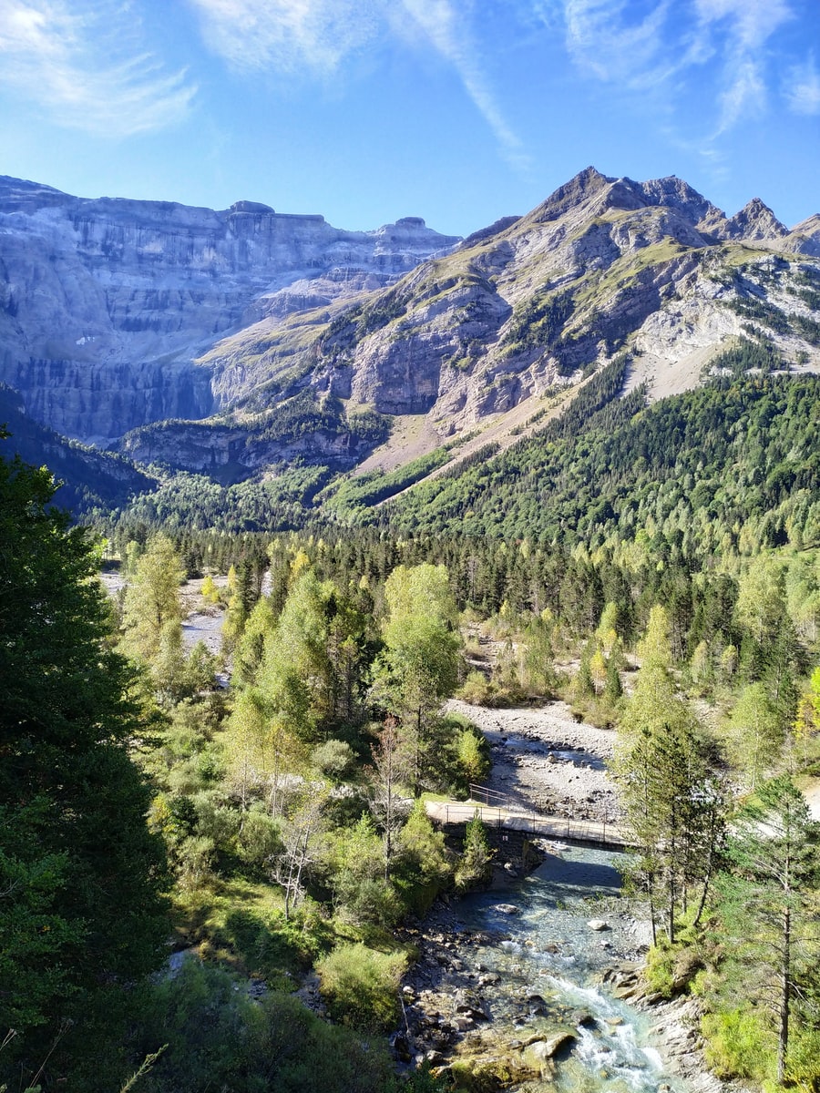 Cirque de Gavarnie ete montagne Plare