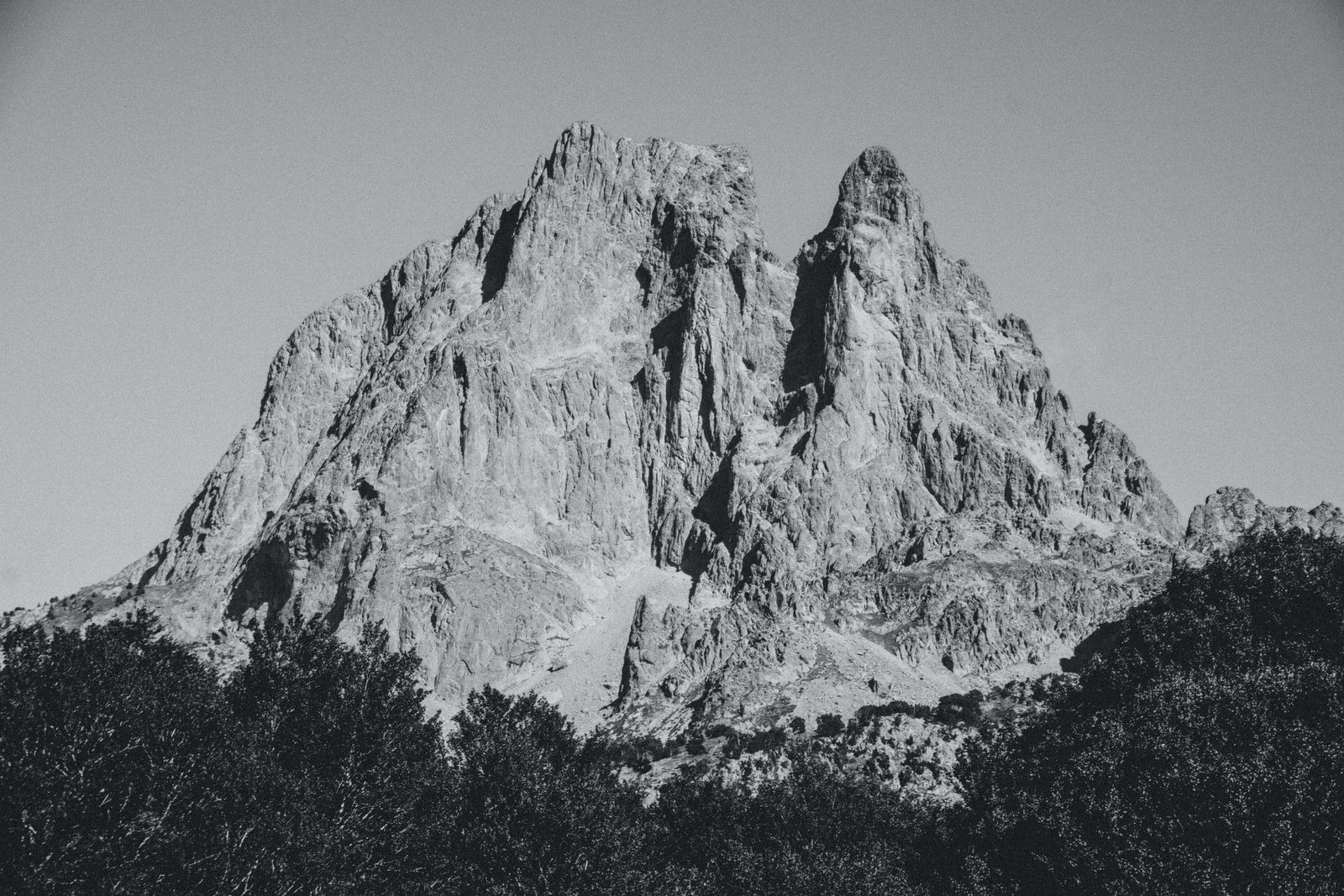Pic du Midi d'Ossau vacances ete Plare