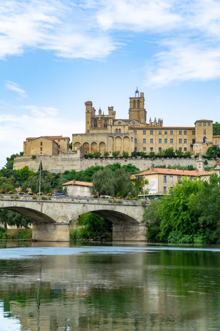 Béziers visiter vacances été Plare