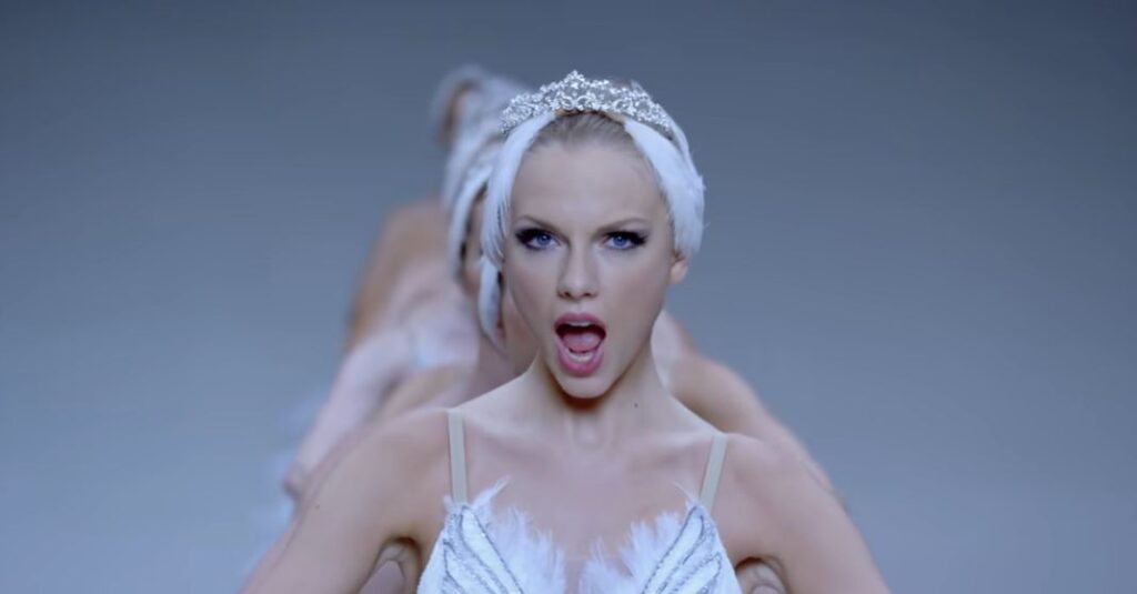 Taylor Swift accusée de plagiat pour « Shake It Off » dit n’avoir jamais entendu parler de 3LW Taylor Swift Vevo Youtube Tous droits Réservés Plare