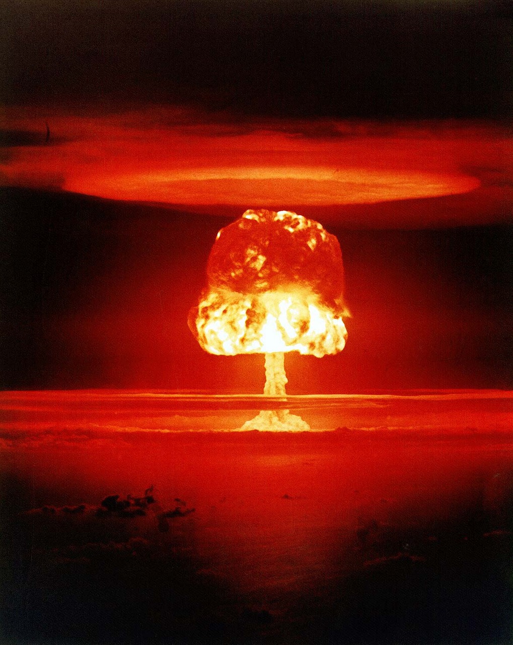 Bombe nucleaire Menace Nucleaire Vladimir Poutine Guerre Ukraine Menace Plare