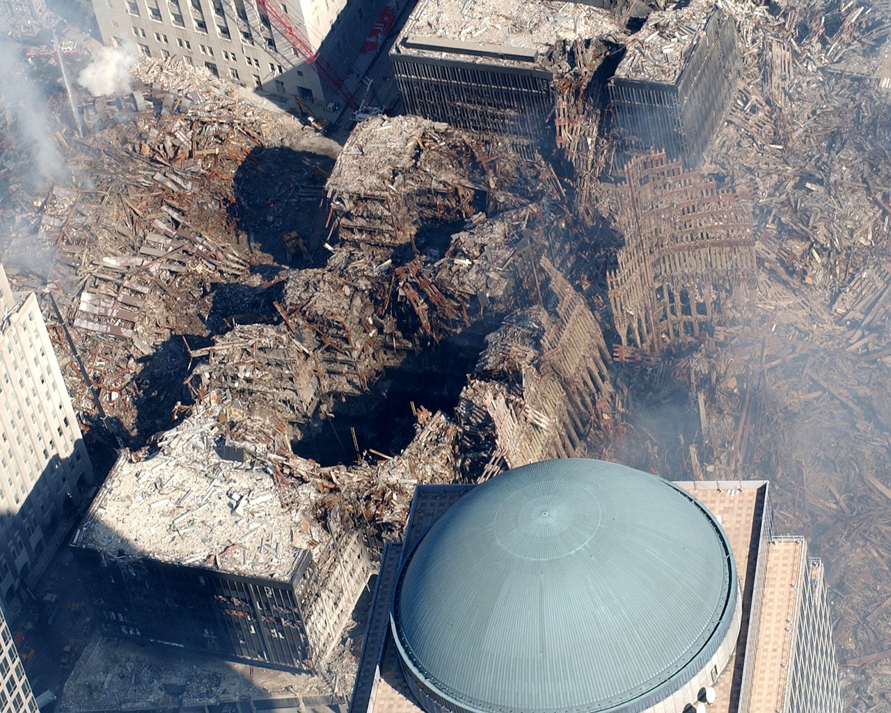 Attentat 11 septembre 2001 WTC New York attaque terroriste effondrement twin towers WTC 9/11 Plare