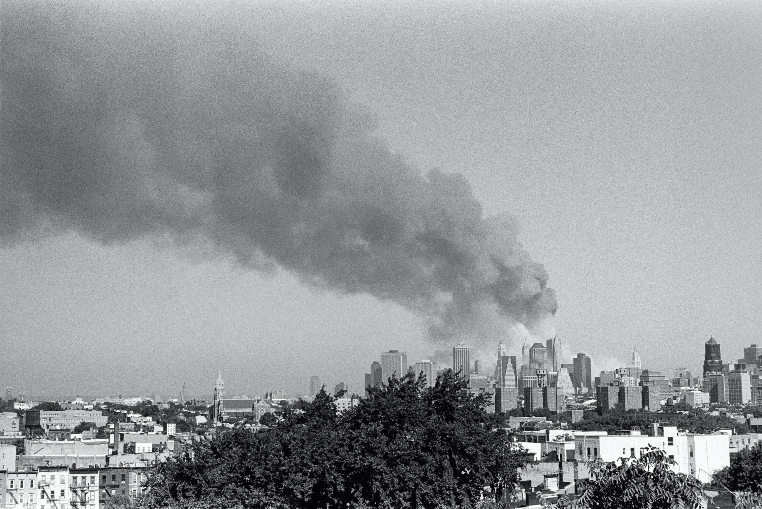 World Trade Center feu attentat terroriste 9.11 11 septembre 2001 Plare