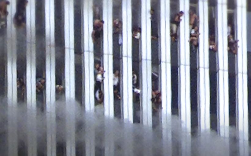 World Trade Center gens saute fenetre flemme falling man wtc twin towers virgules noires attentat terroriste 9.11 11 septembre 2001 Plare