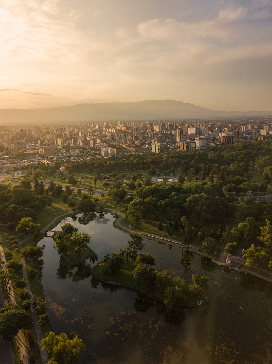 Tucuman pandemie pneumonie aigue argentine Plare