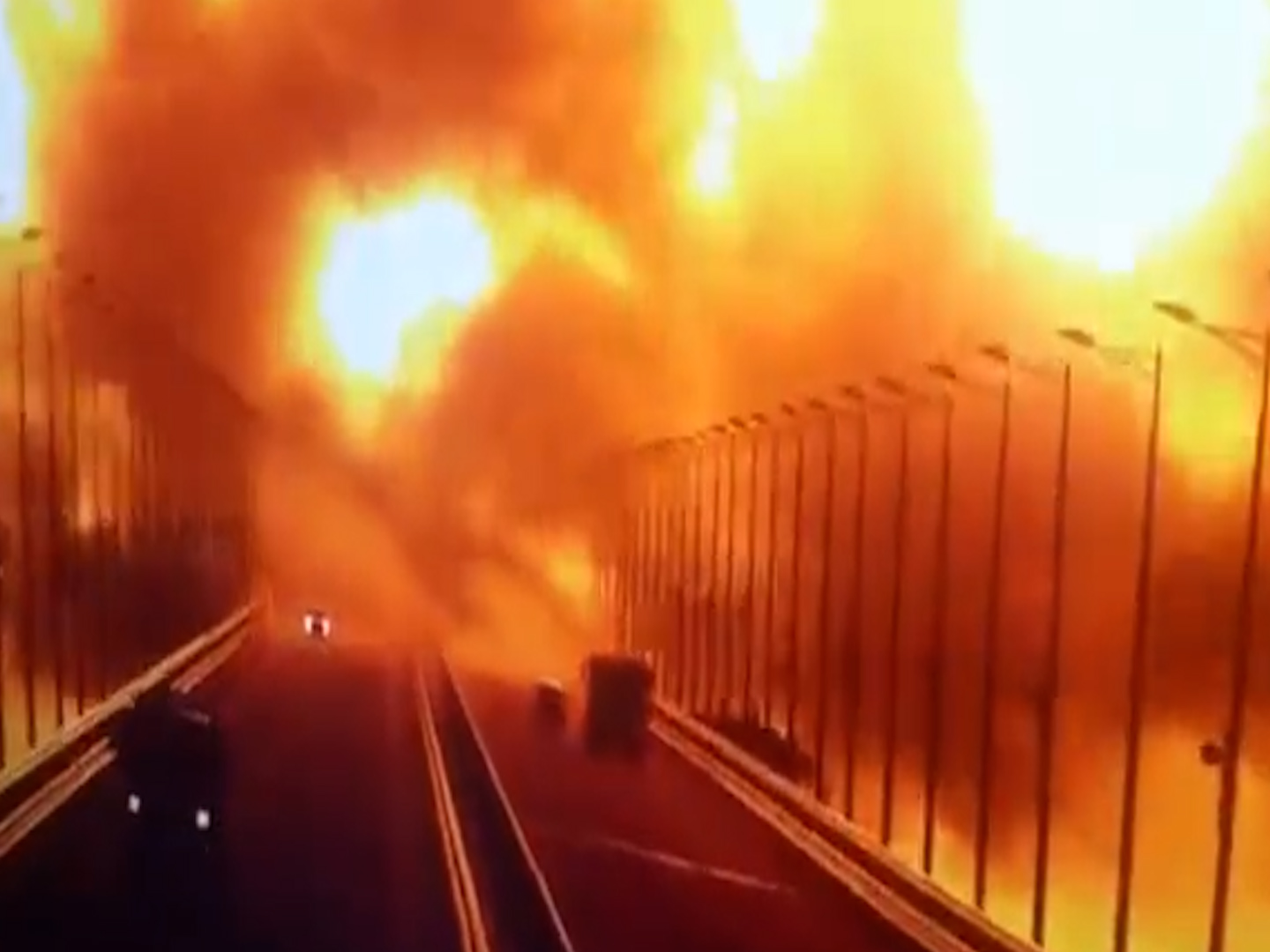 Explosion pont crimée camion piégé Plare