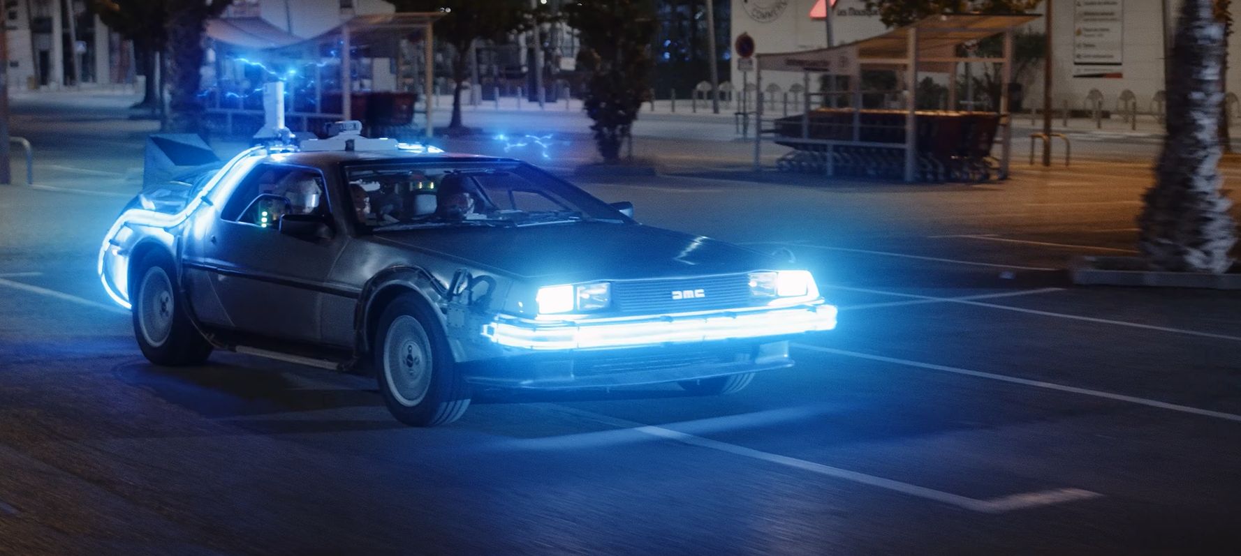 L.E.J Mashup 80s Clip Dolorean départ 2022 Plare