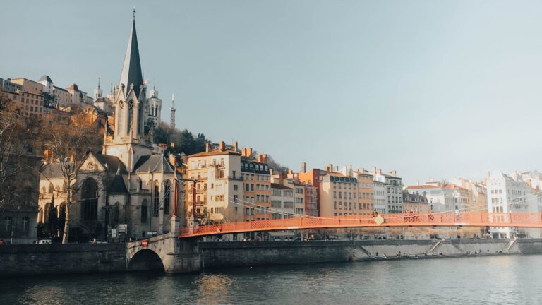 Lyon Les 11 plus belles villes de France Plare
