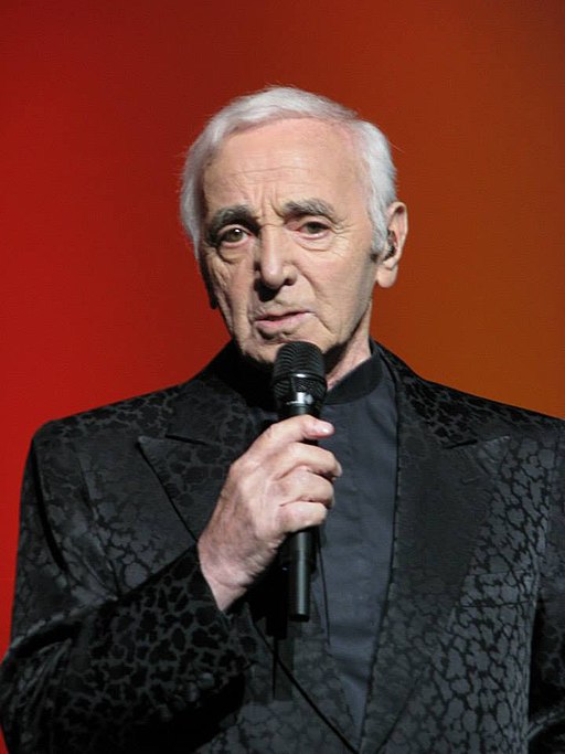Charles Aznavour plus grand chanteur francais tous le temps Plare