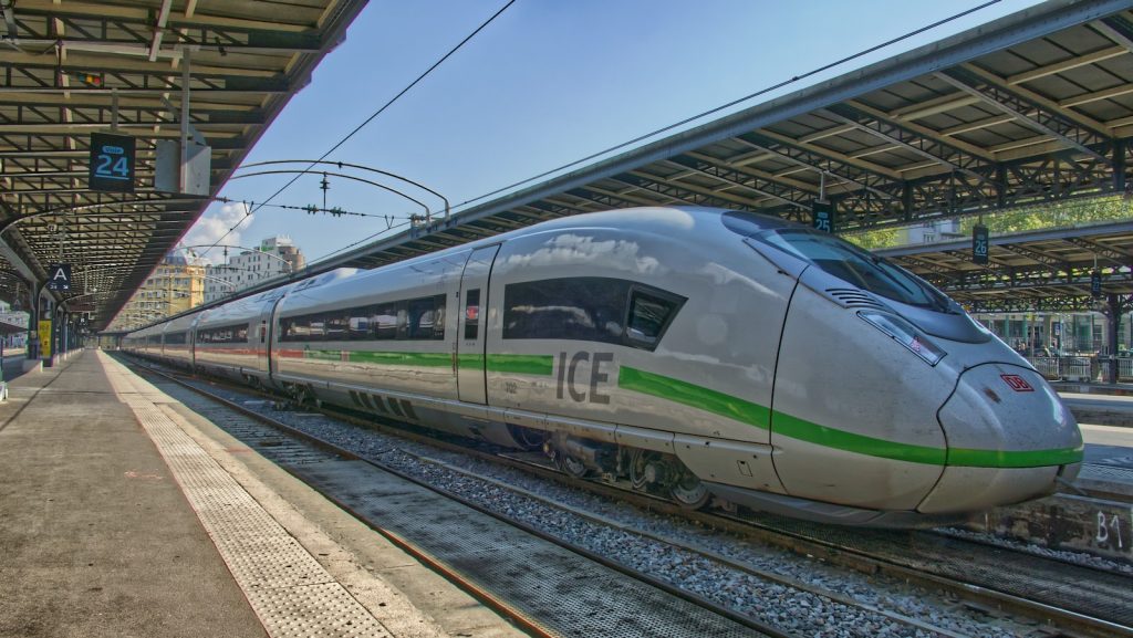 Pourquoi les billets de train sont-ils si chers ?
