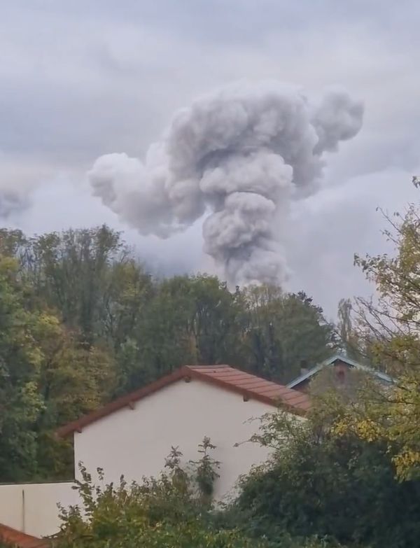 Isère explosion sur un site chimique d’Arkema à Jarrie l'impressionnante vidéo