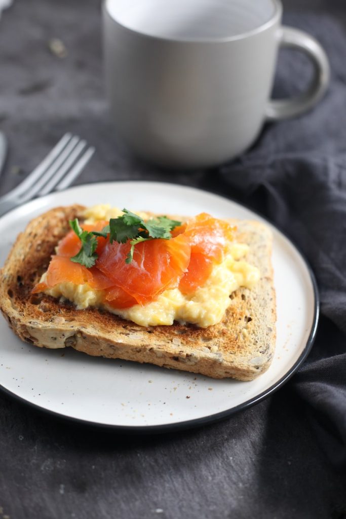 Recette du Saumon fumé toast noel