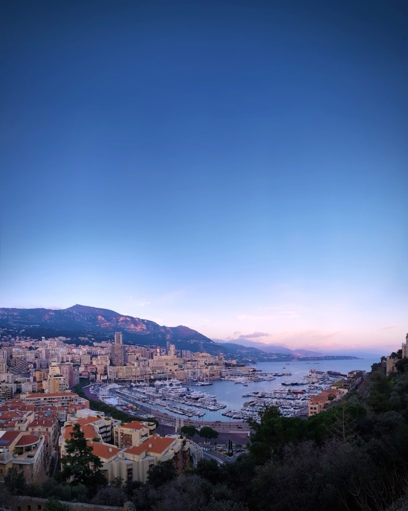 Visiter Monaco – du Port Hercules aux plages du Larvotto en passant par Monte Carlo Visiter Monaco Plare