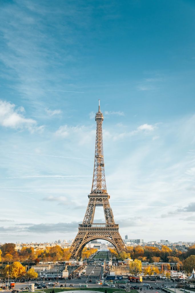 Top 11 des villes les plus touristiques en France Plare