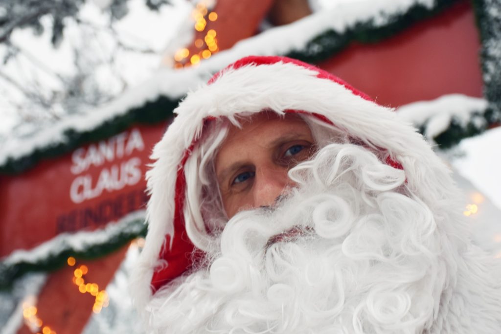Compte à rebours de Noël : plus que 41 jours avant le réveillon - plare. village du pere noel - plare.