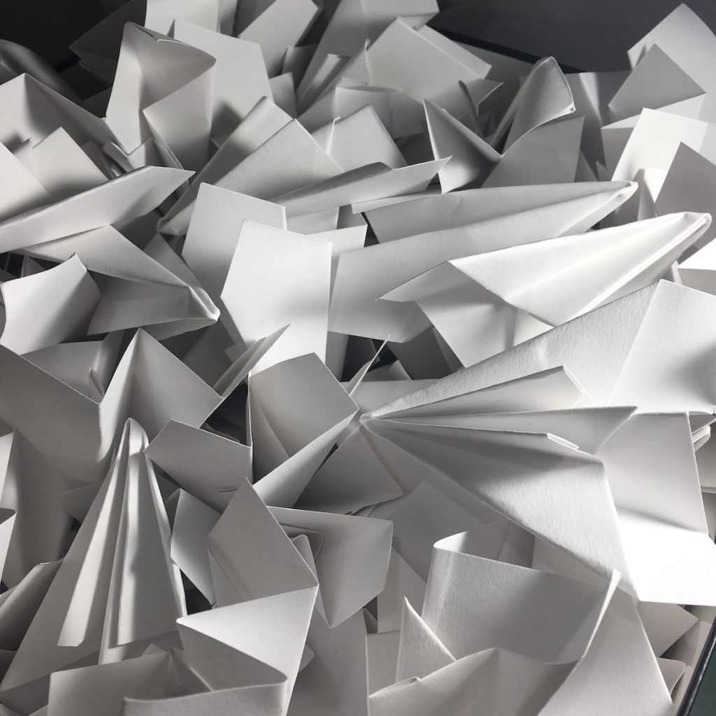 Comment faire un avion en papier ? Avion en papier