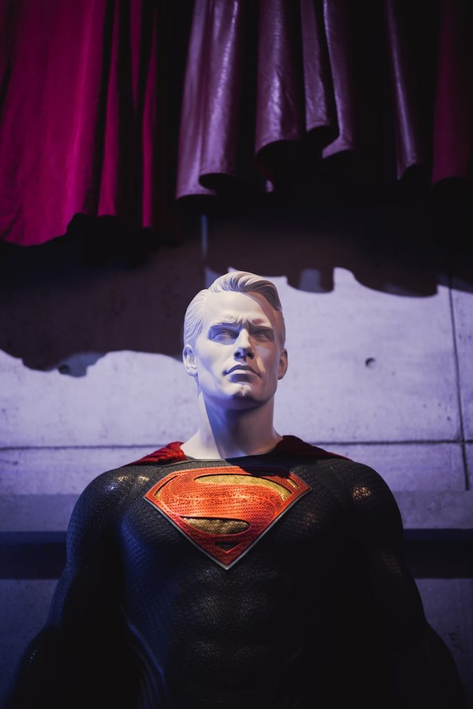 Superman et The Witcher : Tout savoir sur Henry Cavill