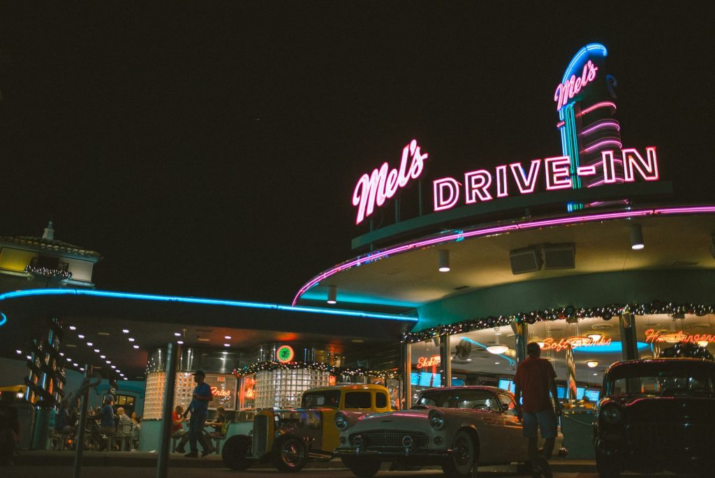 Mel's Drive-in building
