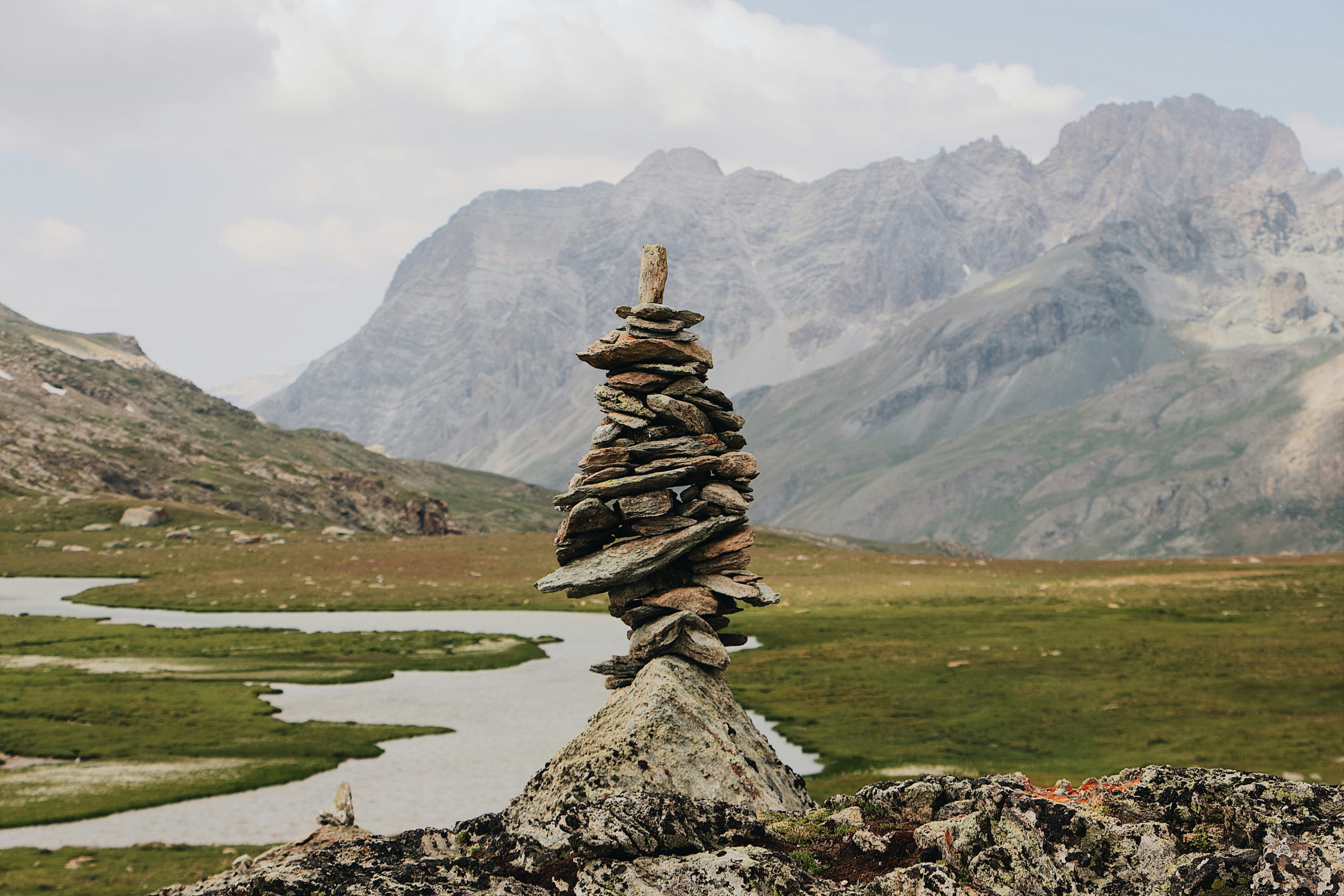 Comment vivre une aventure inoubliable lors d'une itinérance estivale ? - plare. aventure scaled - plare.