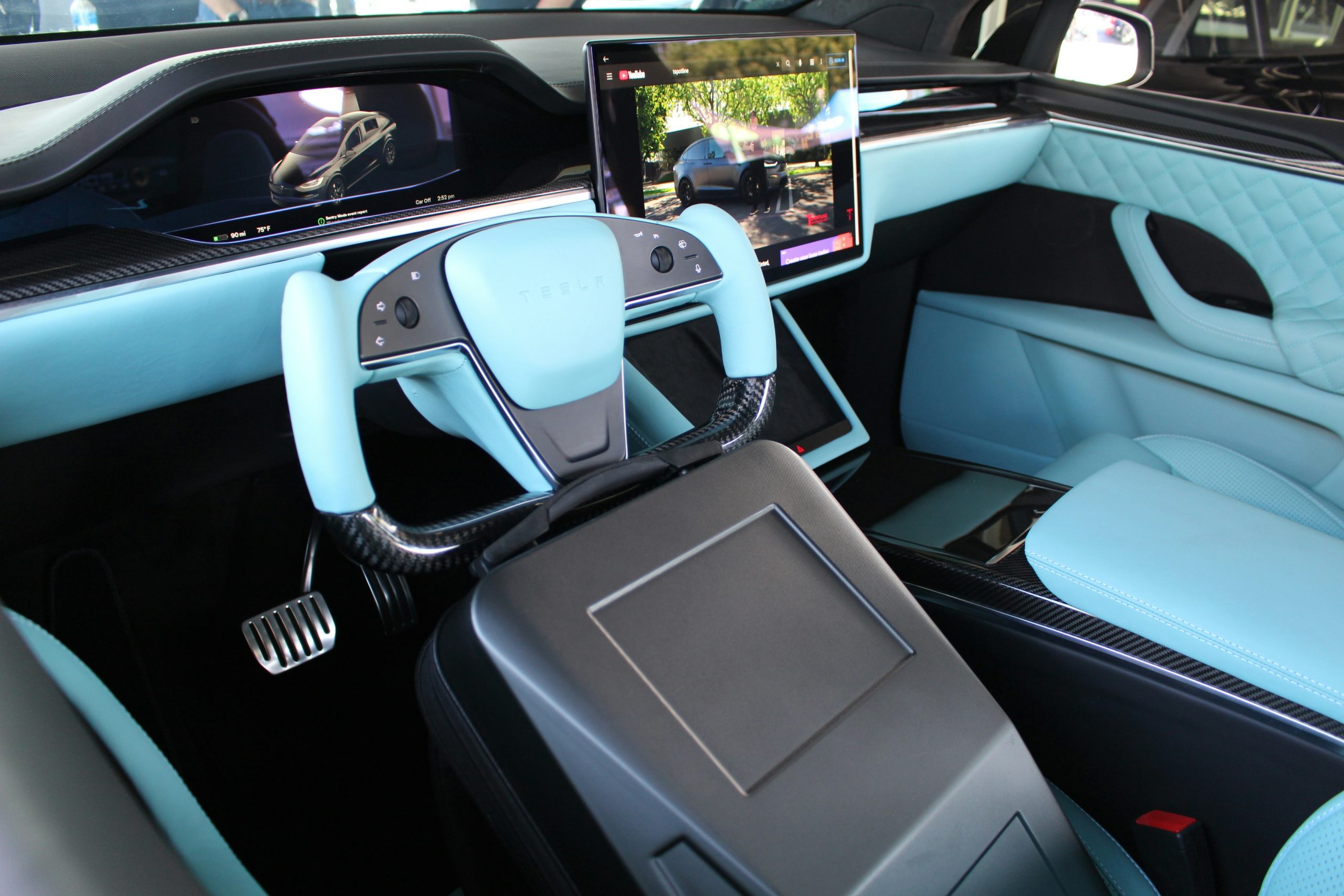 Pourquoi le Cybertruck de Tesla est-il le véhicule électrique le plus innovant de tous les temps ? - plare. cybertruck 8 scaled - plare.