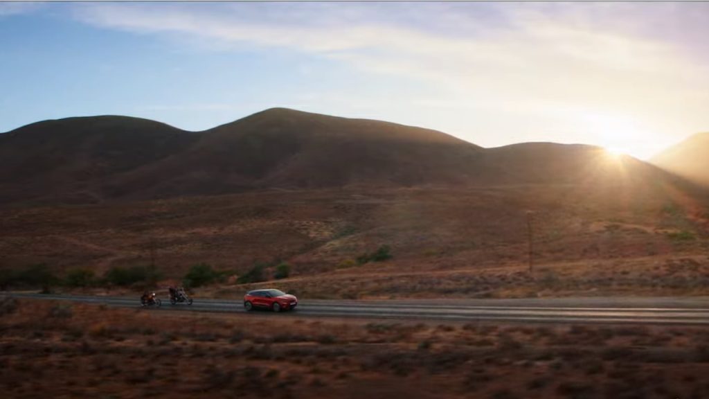 Musique de la pub Renault Megane Electrique E Tech 2024 - plare.
