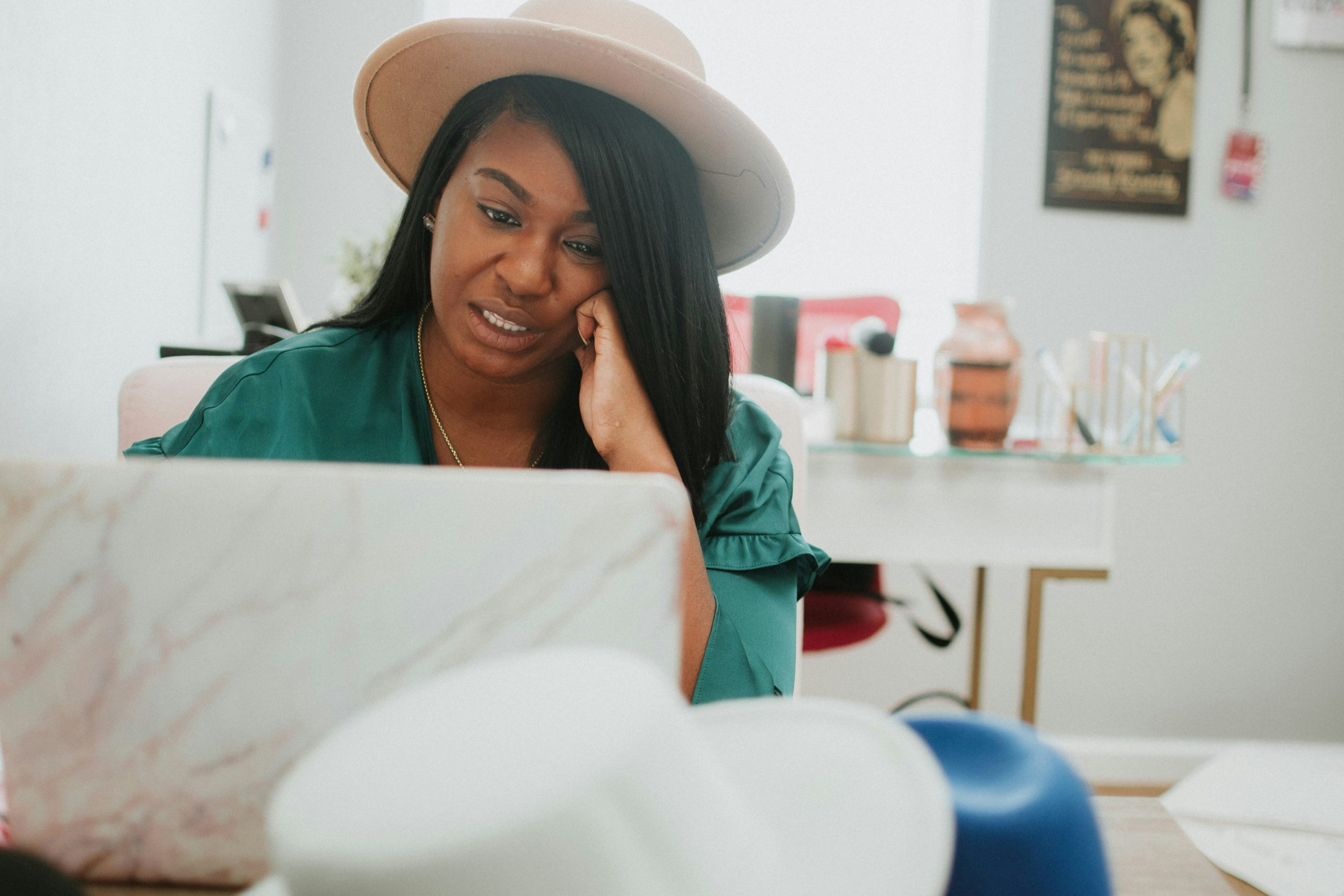 Le portage salarial : une opportunité professionnelle à saisir ? - plare. découvrez tout sur le freelancing : comment se lancer, trouver des missions et gérer son activité freelance.