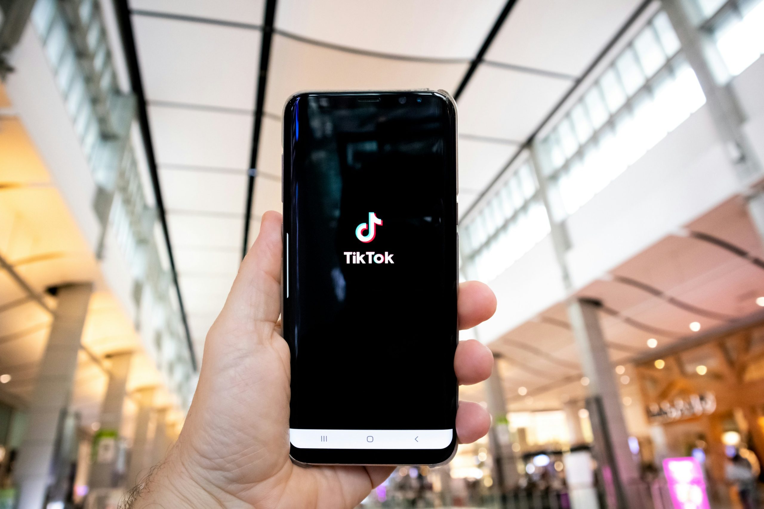 dĂ©couvrez tiktok, la plateforme de partage de vidĂ©os crĂ©atives, oĂč chacun peut s'exprimer, se divertir et dĂ©couvrir des contenus originaux et inspirants.