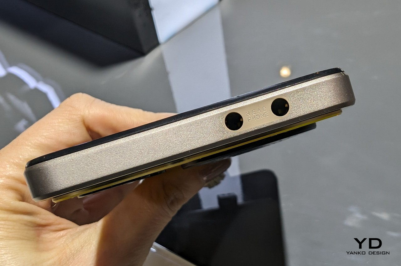 1713996839 331 Les prises pour casque decoute de smartphone sont de retour - plare.