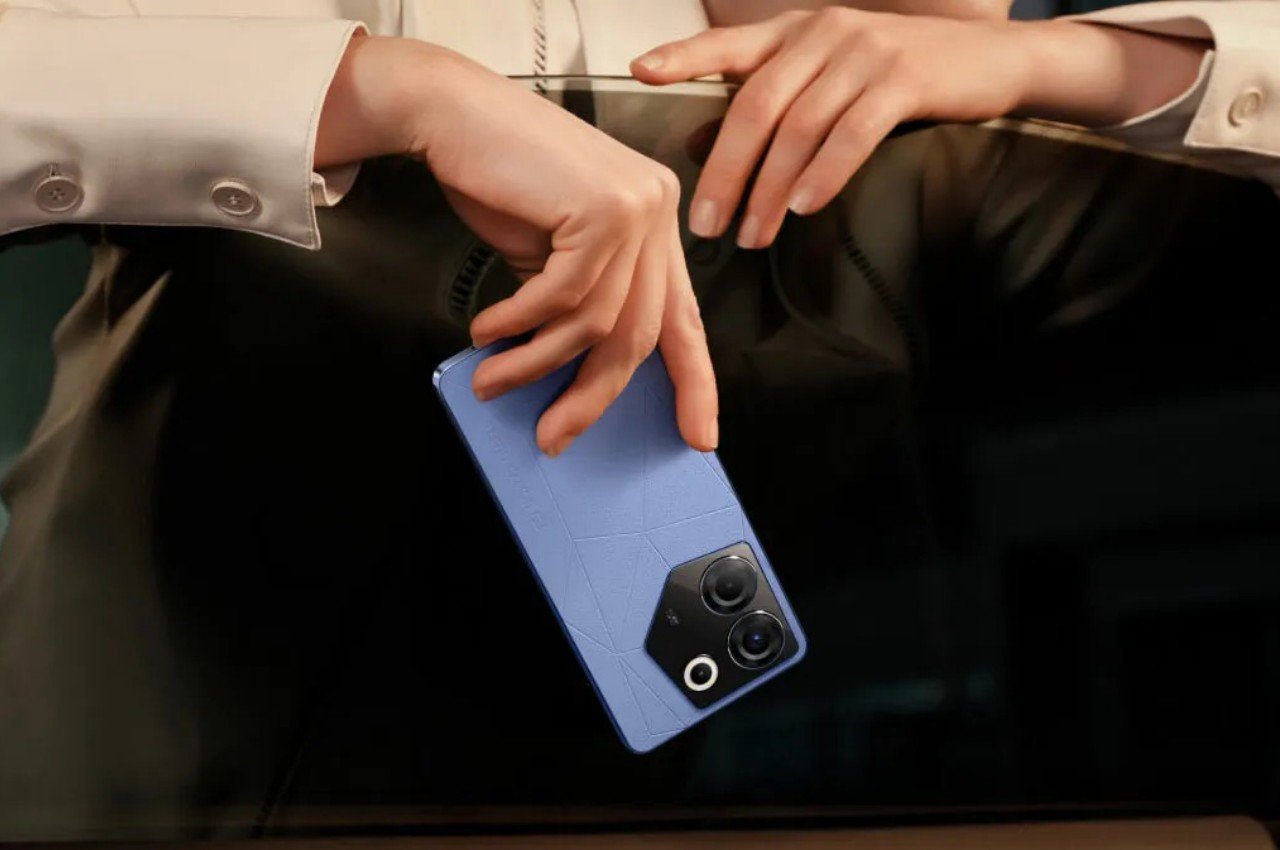 1713996839 359 Les prises pour casque decoute de smartphone sont de retour - plare.