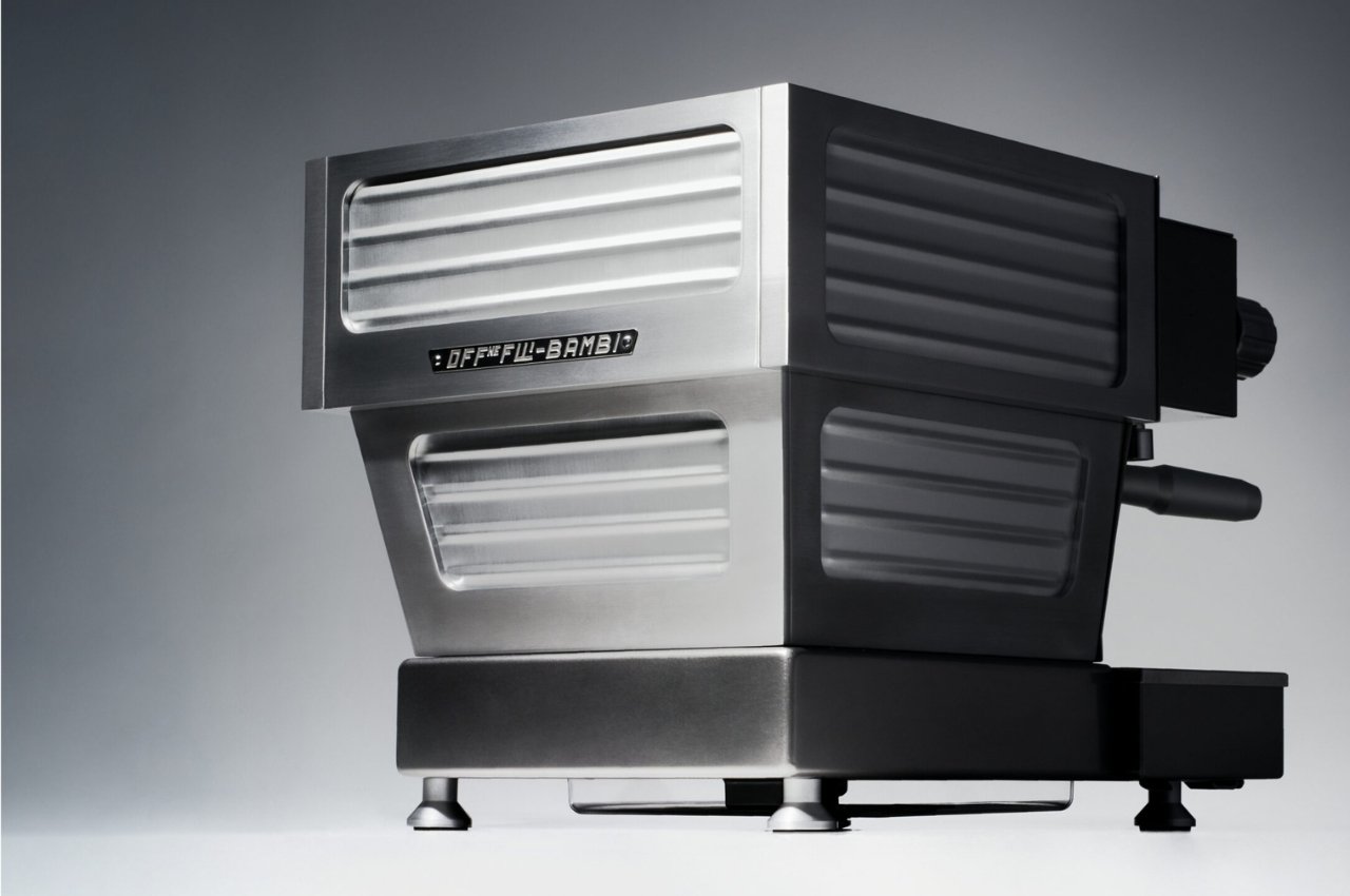 1713998513 539 Rimowa et La Marzocco sassocient pour creer la machine a - plare.