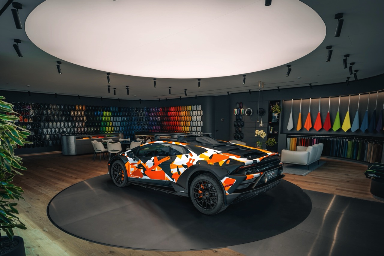 1713999739 762 Lamborghini Huracan Sterrato 2024 devoile une livree exclusive le - plare.
