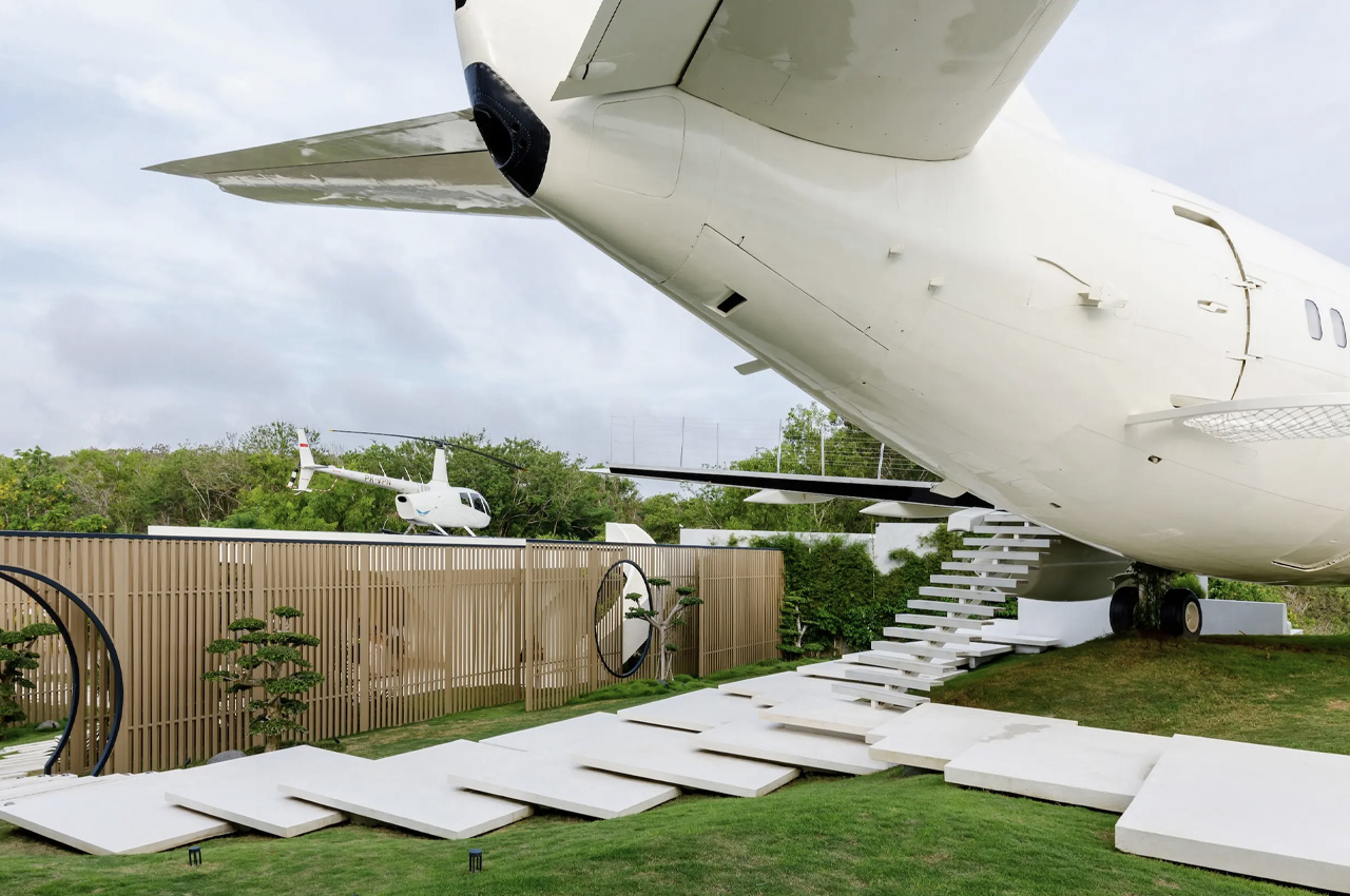 1714250805 166 Un Boeing 737 a ete transforme en une luxueuse villa - plare.
