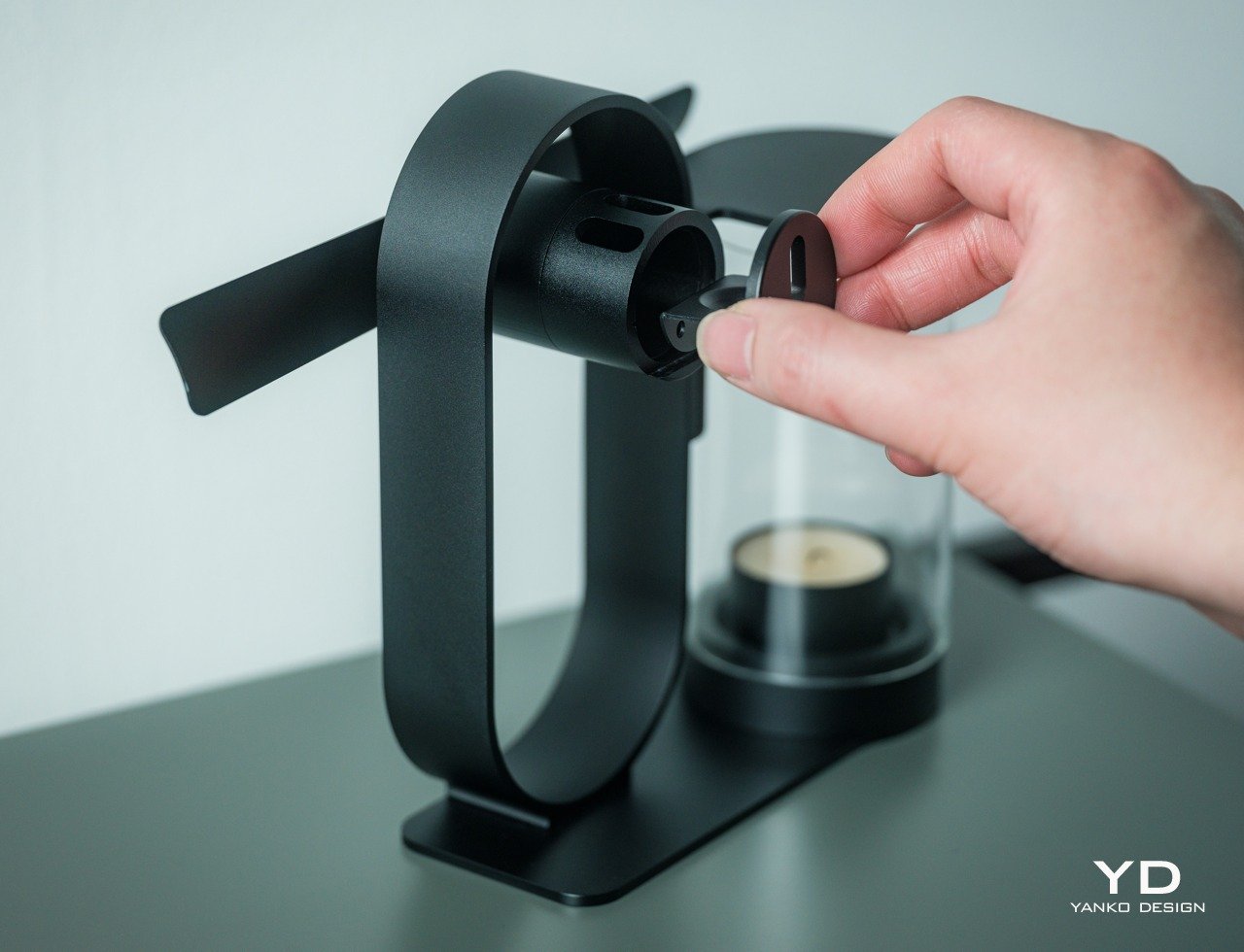 1714952320 552 Top 10 des cadeaux au design minimaliste pour ameliorer facilement - plare.