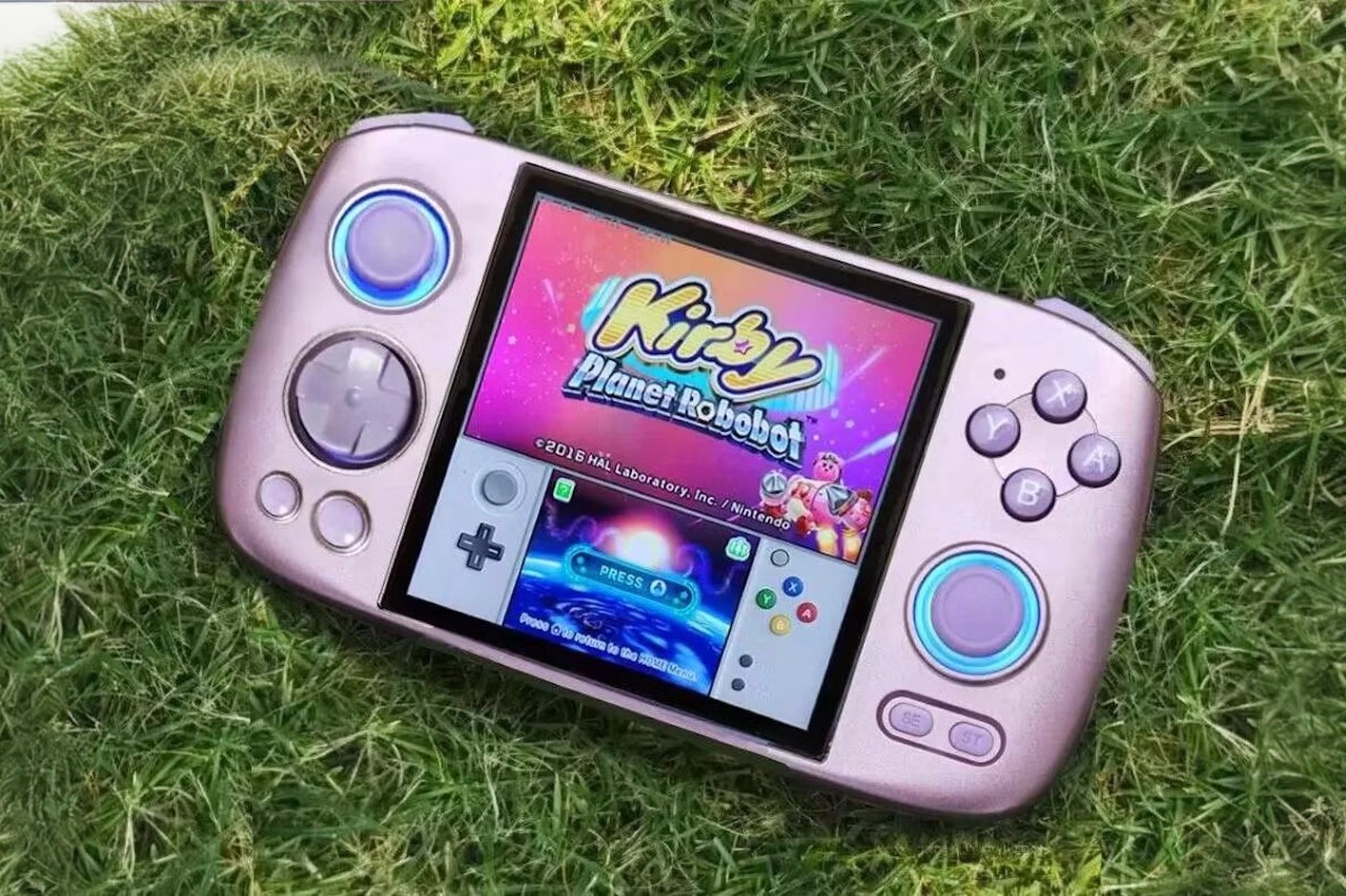 Anbernic RG Cube est une jolie console portable retro avec - plare.