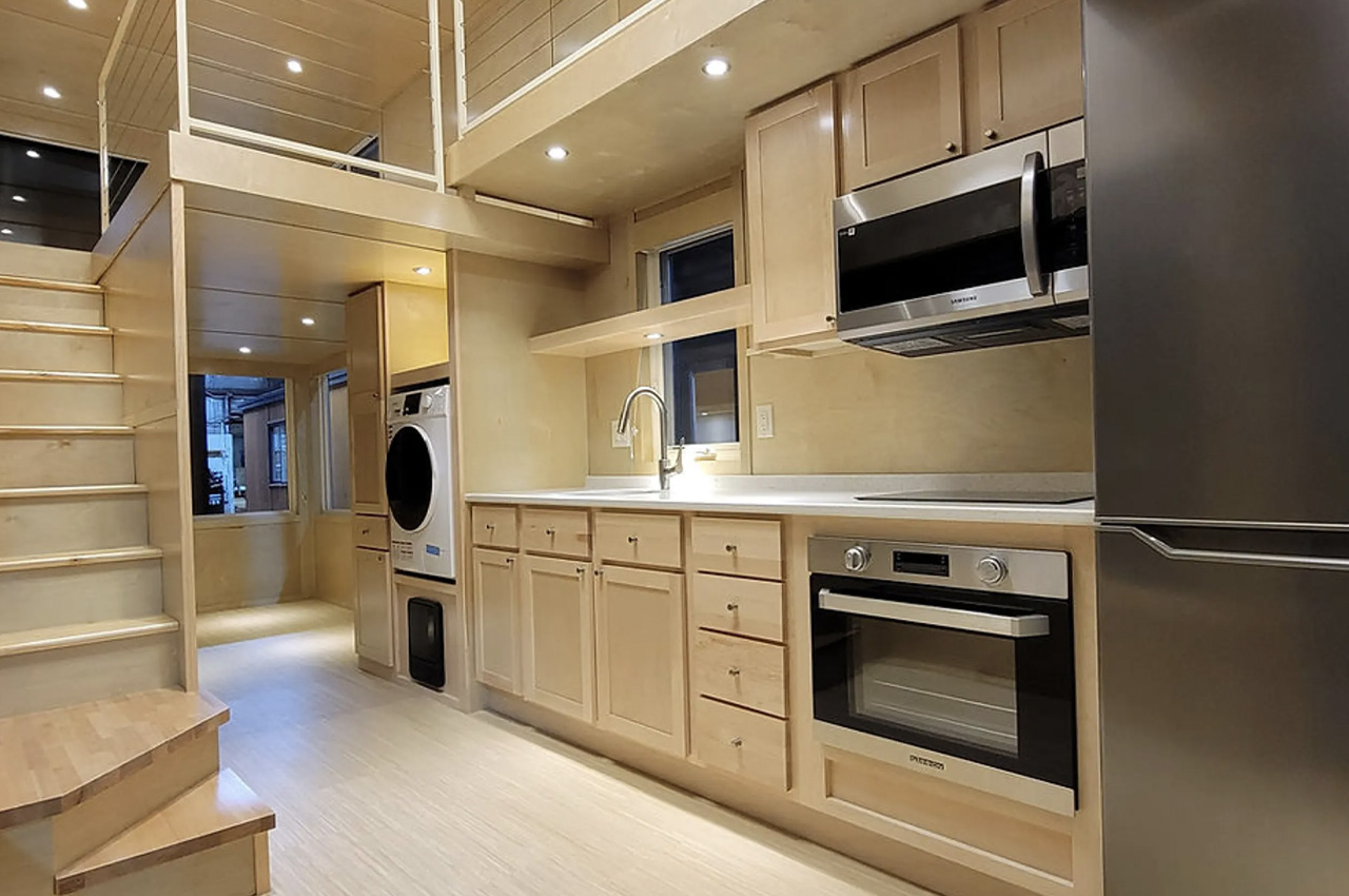 1717198474 890 Une tiny house dinspiration japonaise redefinit lespace et la luminosite - plare.
