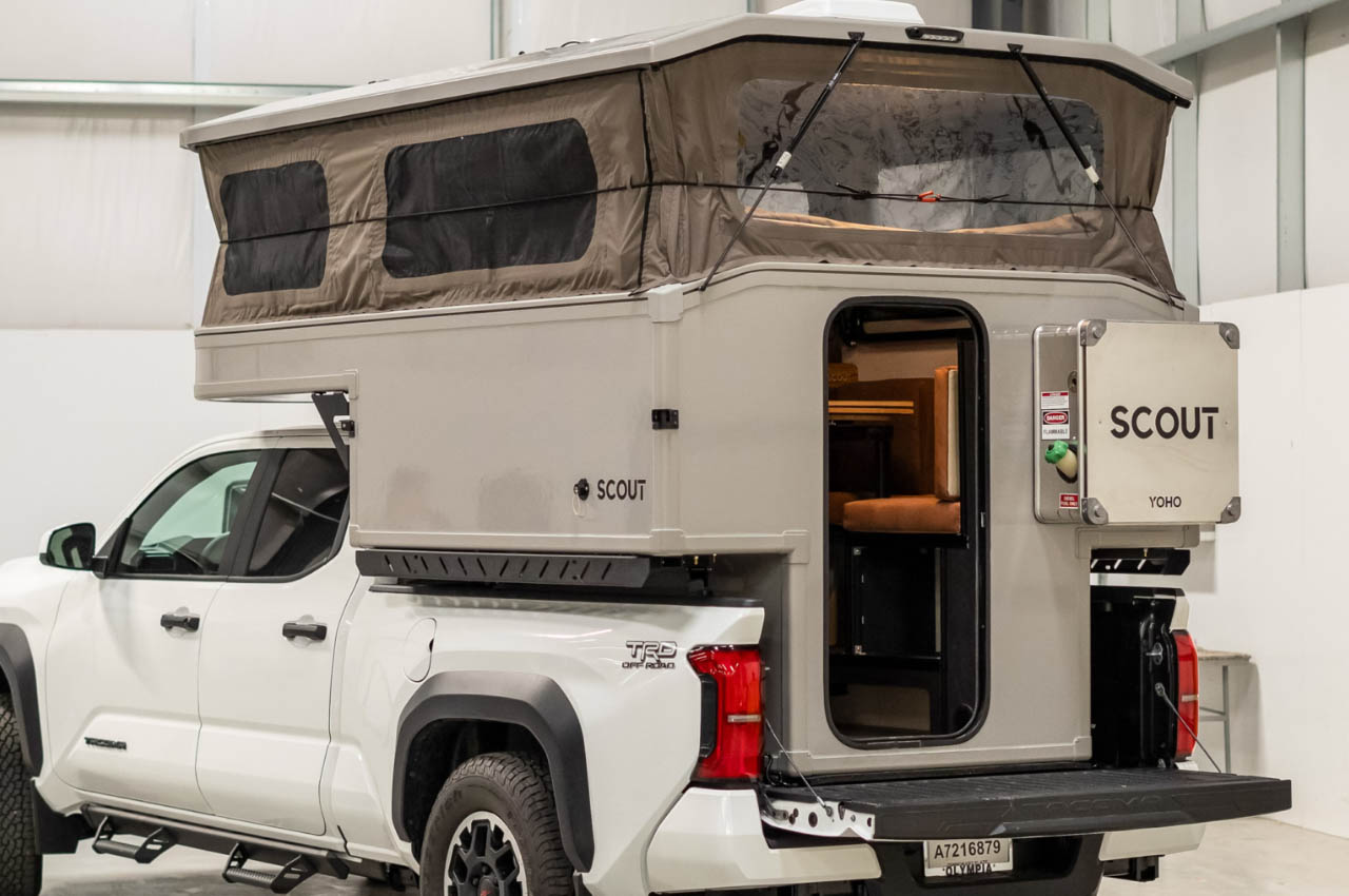 1717803634 15 Cette caravane legere pour camions de taille moyenne est equipee - plare.