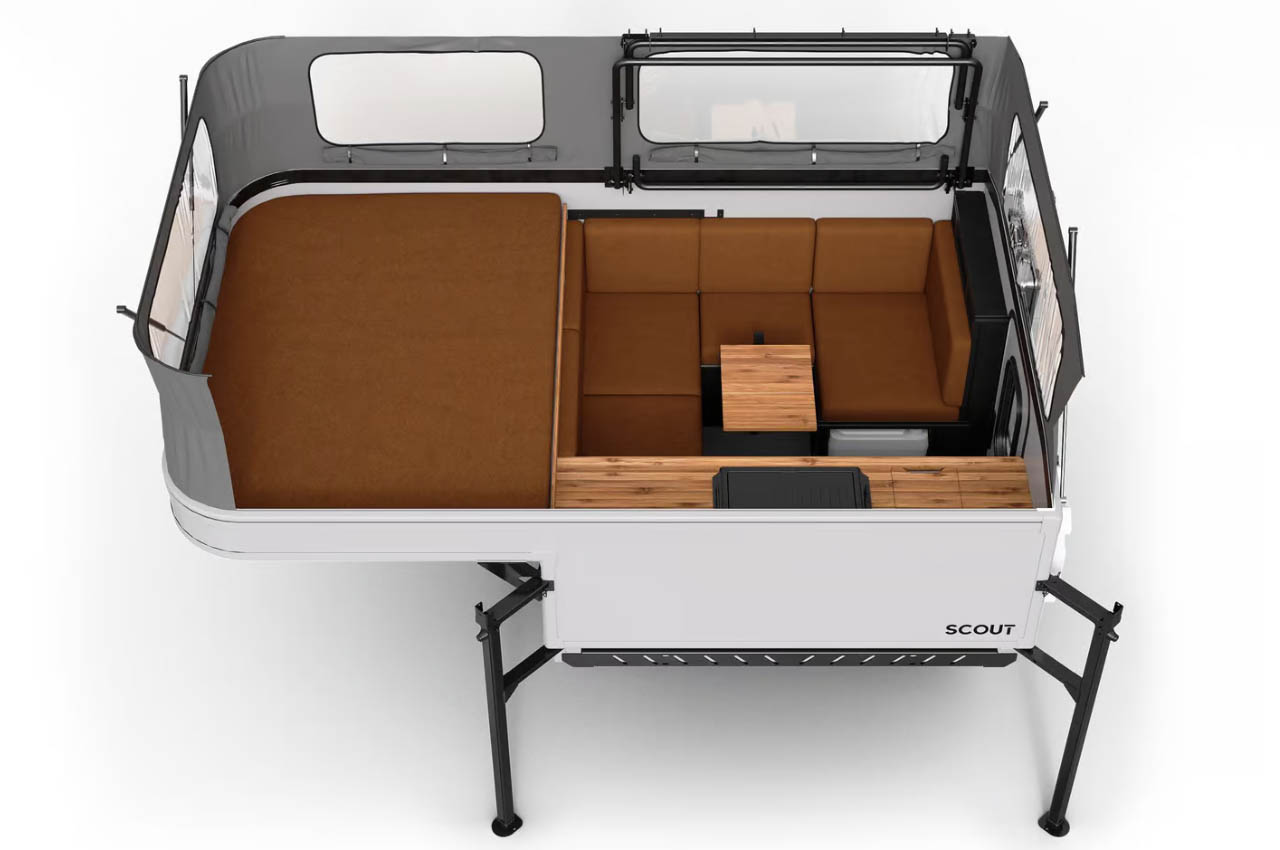 1717803637 325 Cette caravane legere pour camions de taille moyenne est equipee - plare.