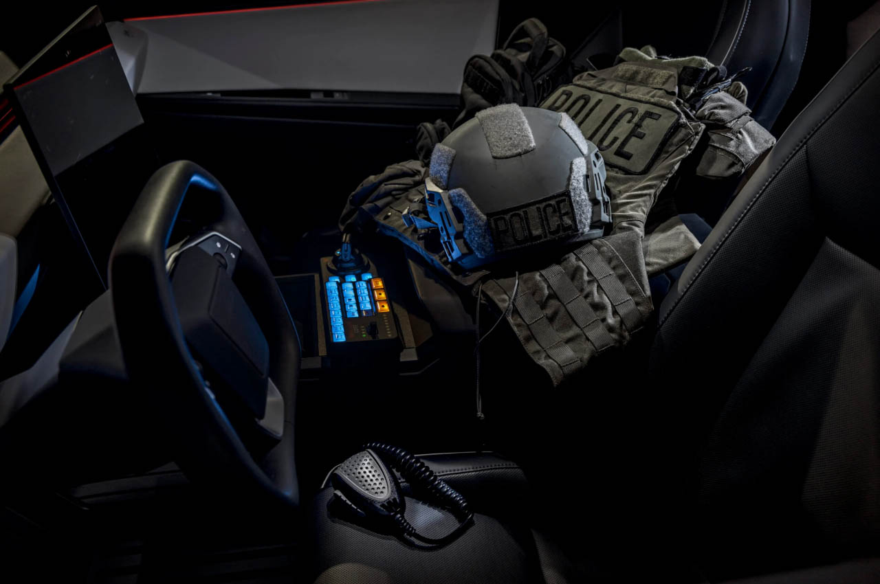 1718139344 643 Le premier vehicule de patrouille Cybertruck au monde est le - plare.