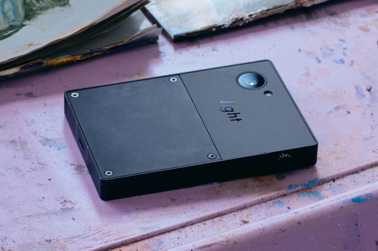 1718225407 248 Le Light Phone 3 est un compagnon de desintoxication numerique - plare.