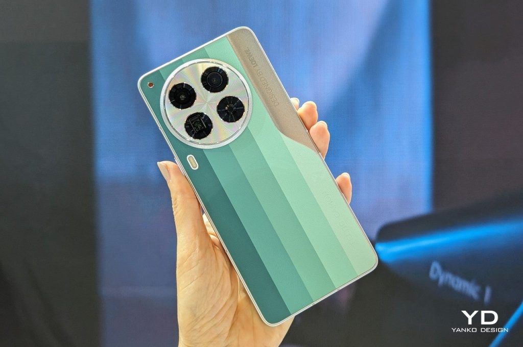 Le TECNO CAMON 30 Series LOEWE Edition a un dos fait de marc de café.