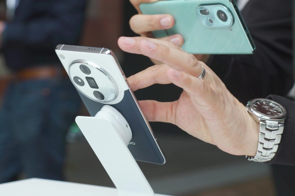 Les fonctions d’IA générative d’OPPO arrivent sur toutes les lignes téléphoniques pour mettre l’IA à la portée de tous.