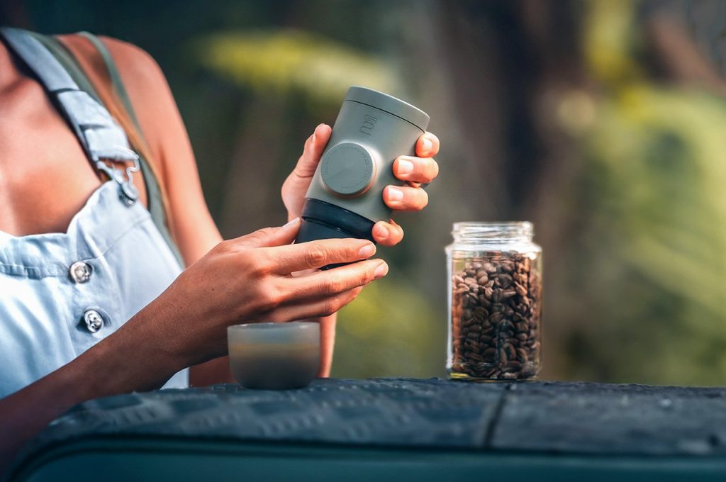 Wacaco Minipresso GR2 : Un meilleur café dans un design plus petit, plus léger et plus portable