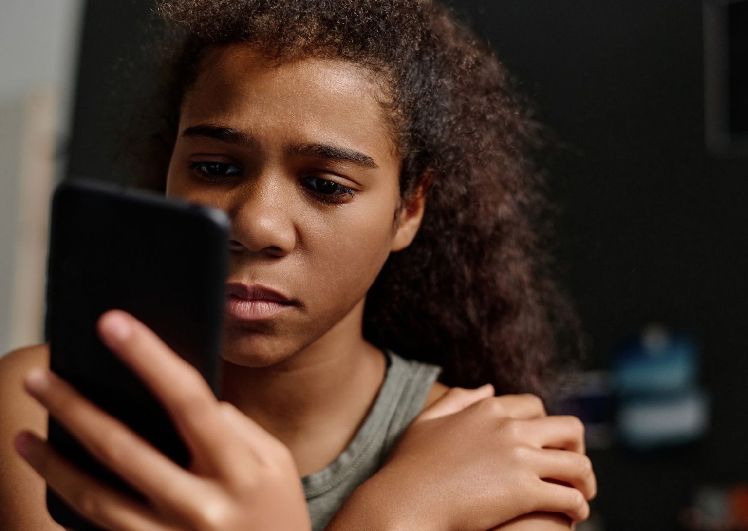 Réseaux sociaux et estime de soi : comment retrouver confiance ?