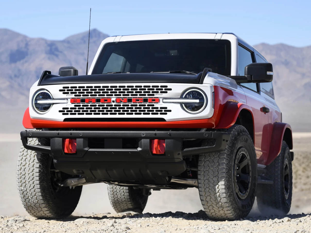 1729997032 185 2025 Ford Bronco Stroppe Edition honore lheritage des legendes de - plare.