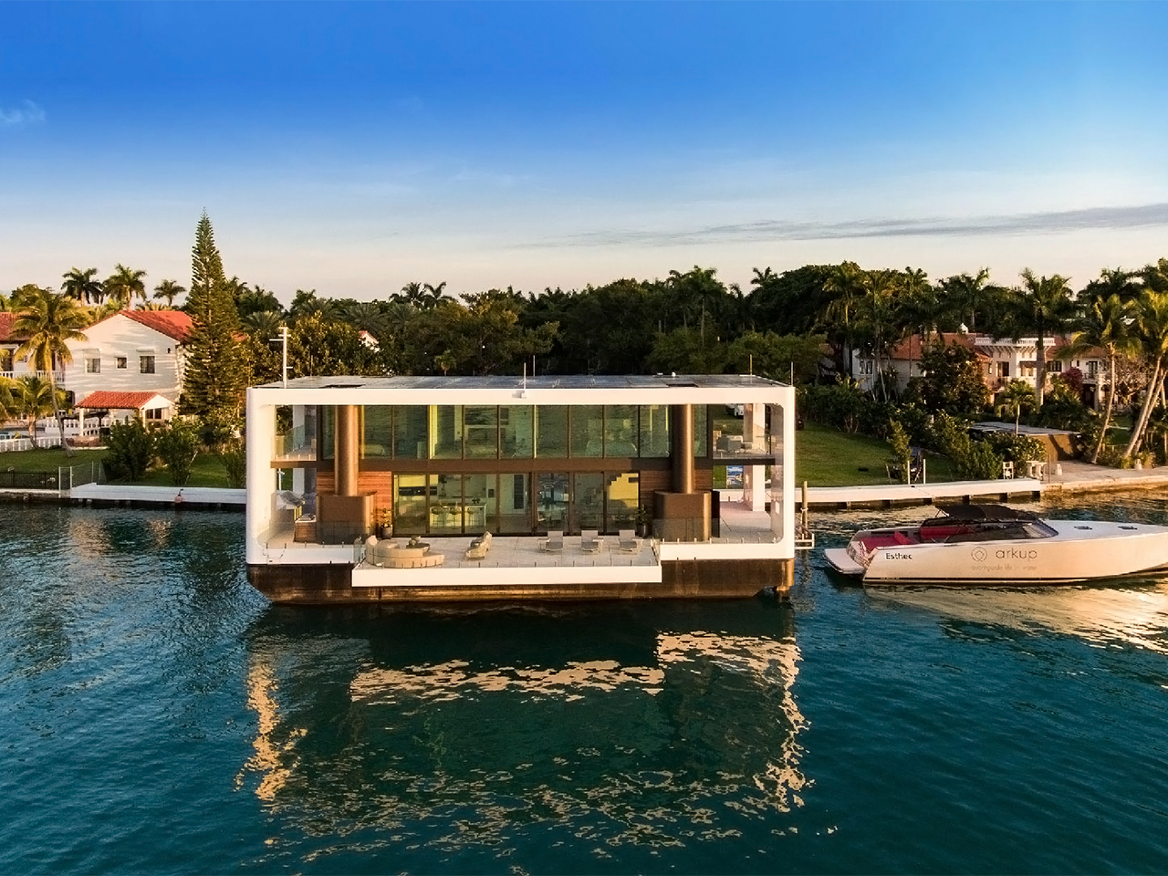 1729997165 536 Naviguer avec style concevoir des interieurs de yacht elegants - plare.