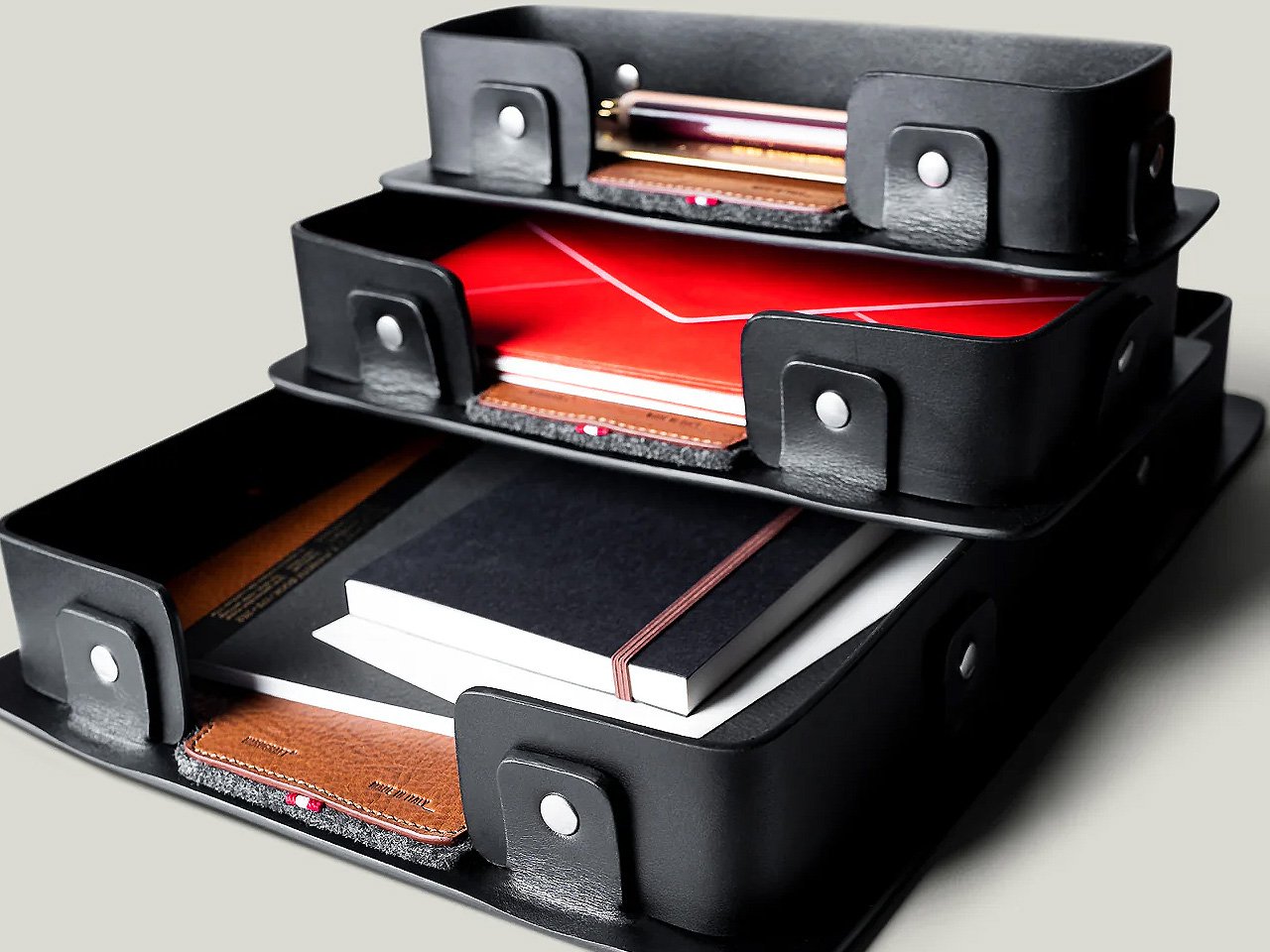 1729998444 339 Top 10 des bureaux analogiques concus pour tirer le meilleur - plare.